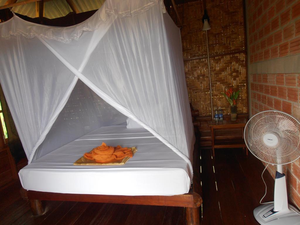 Ban Ban Bangalow Koh Jum Exterior foto